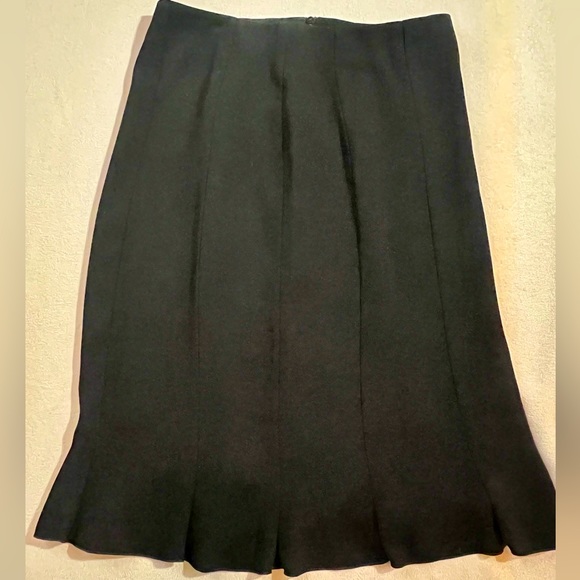 Vintage Xandres Pencil Skirt With Flutter Hem, Size 38 - Picture 1 of 7